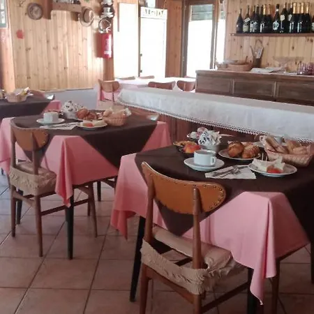 Hotel Lory فندق