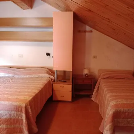 فندق Hotel Lory 3*
